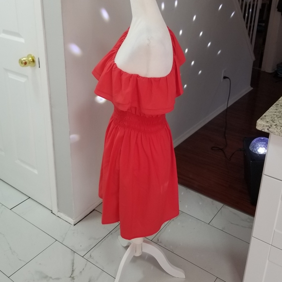 Coral Pink Dress Size Medium one armed NWOT - Picture 2 of 5